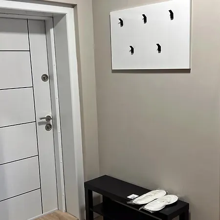 Apartment Golden Nelly First Line *